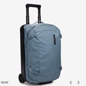 NEW Thule Chasm carry on wheeled duffle suitcase - Pond